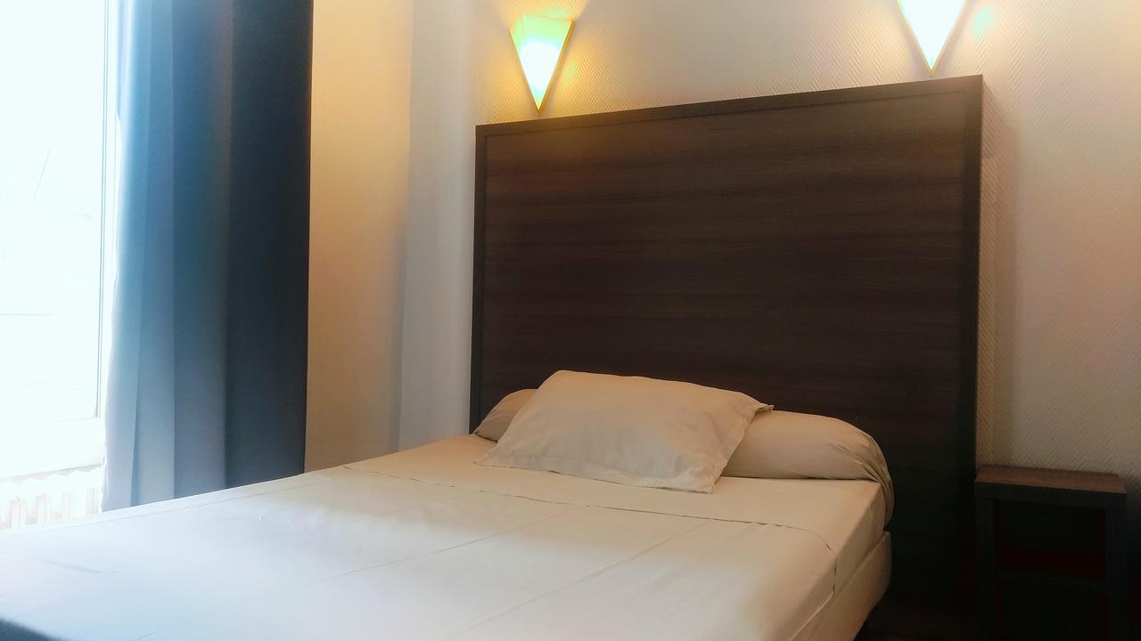Hotel Du Globe 18 Paris Eksteriør bilde